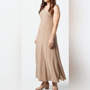 BRAND NEW Attitudes by Renee Classic Beige Sleeveless Maxi dress Medium